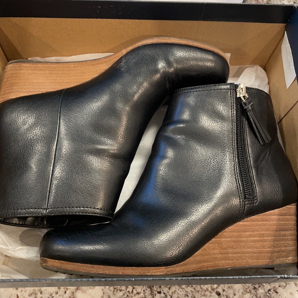 Dr Scholl’s Dwell wedge bootie